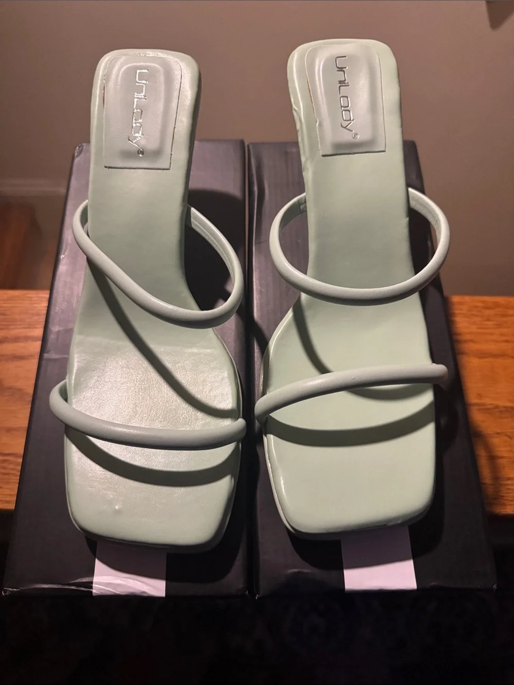 Unilady Mint Green Strappy Square-Toe Heeled Sandals